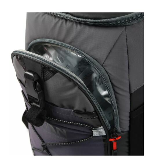 Titan by Arctic Zone Deep Freeze 16qt Backpack Cooler - Great Christmas Gift!! - Picture 5 of 9